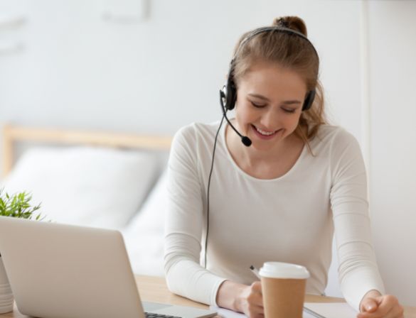 spotlight image for the website- empower agents and give customers the best experience spotlight image for the website- empower agents and give customers the best experience